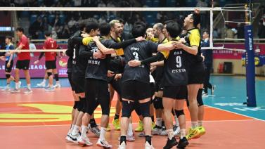 从而在比赛 从而在比赛