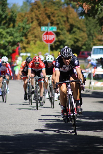 博格巴社媒晒视频在迈阿密训练，与曼联&巴萨球迷互动.